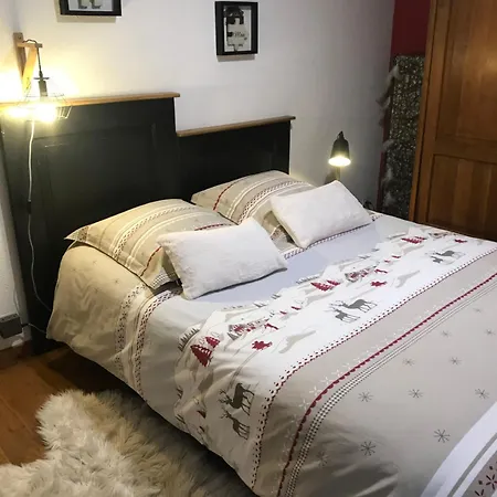 Appartement De Caractere Au Calme 15 Mins Quartier Historique, Gite Du Merlenchanteur