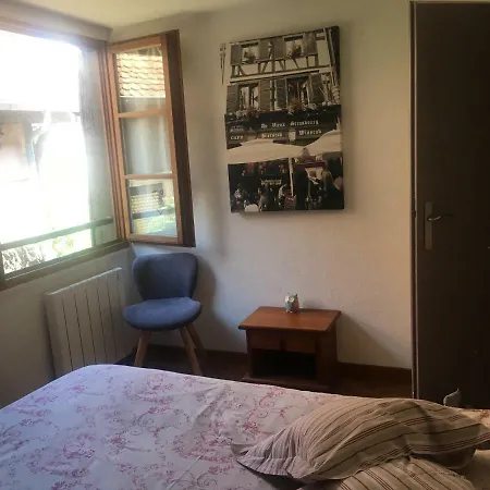 Appartement De Caractere Au Calme 15 Mins Quartier Historique, Gite Du Merlenchanteur